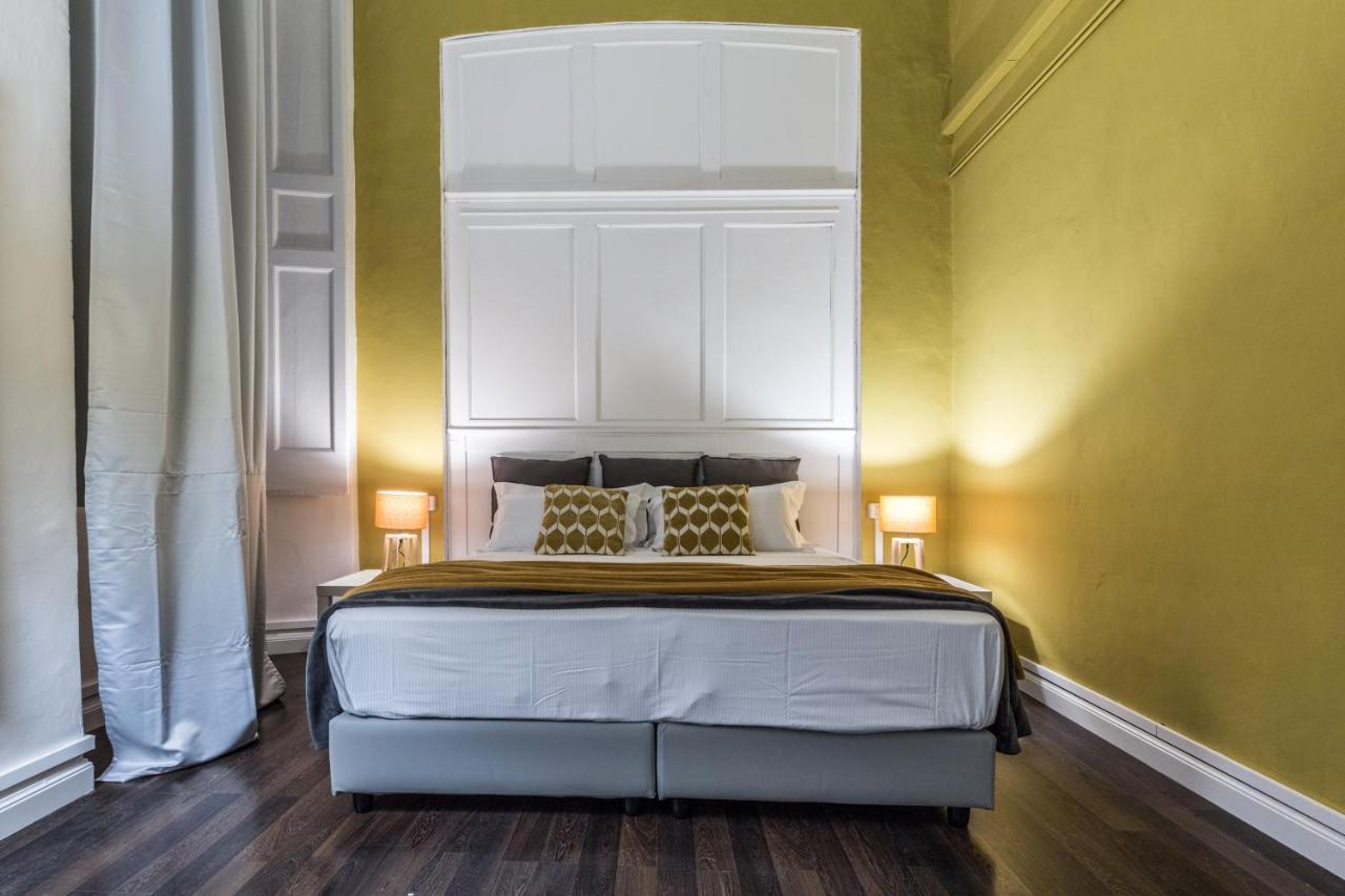 Family Apartments San Lorenzo Генуя Экстерьер фото