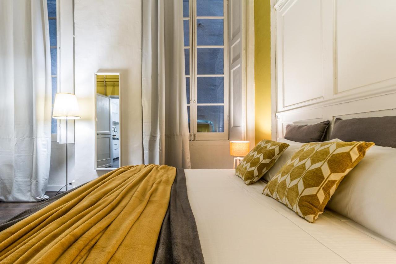 Family Apartments San Lorenzo Генуя Экстерьер фото