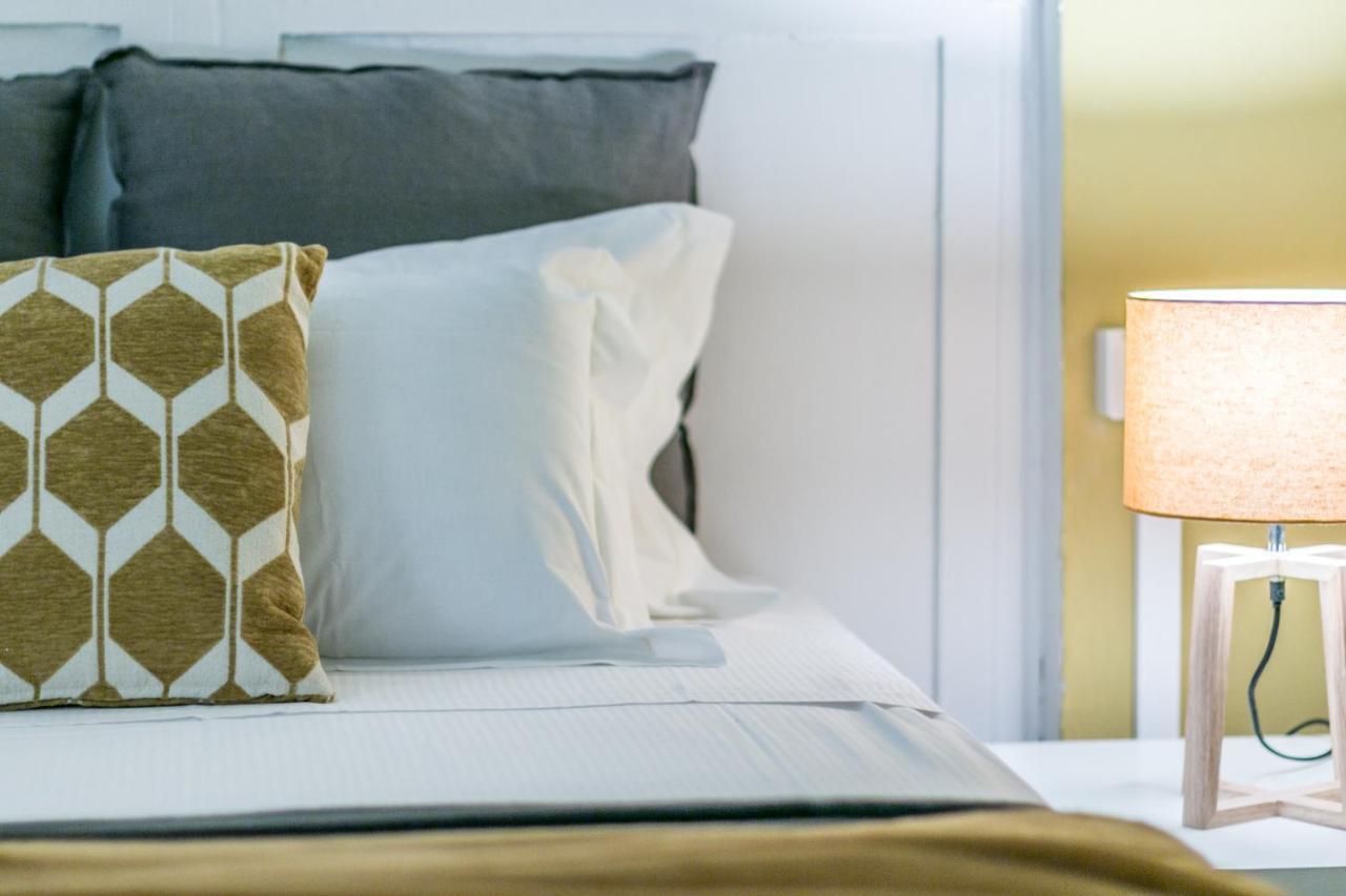 Family Apartments San Lorenzo Генуя Экстерьер фото