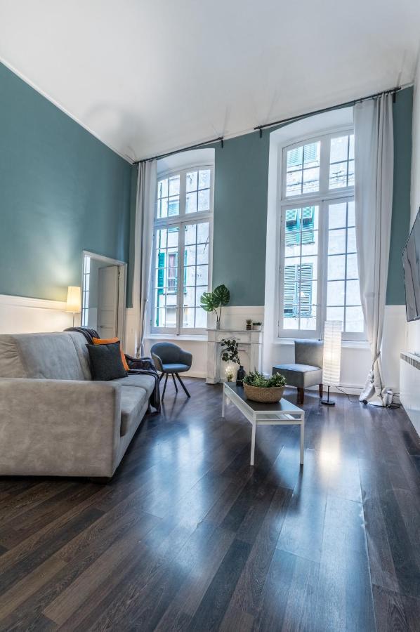 Family Apartments San Lorenzo Генуя Экстерьер фото
